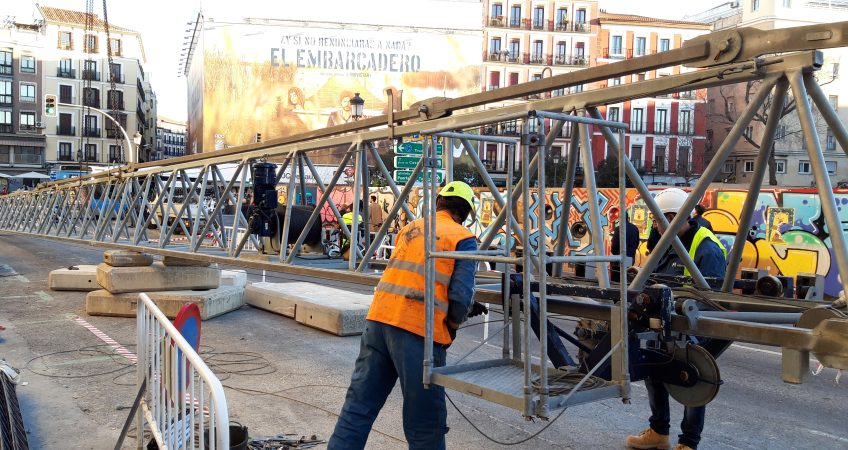 Montaje de grua torre